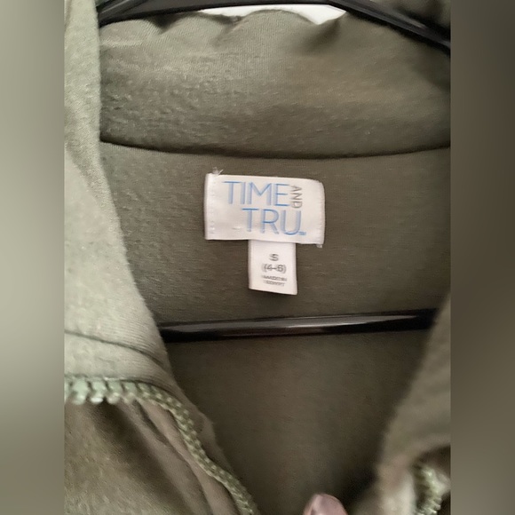 Time and true quilted jacket - Picture 2 of 3